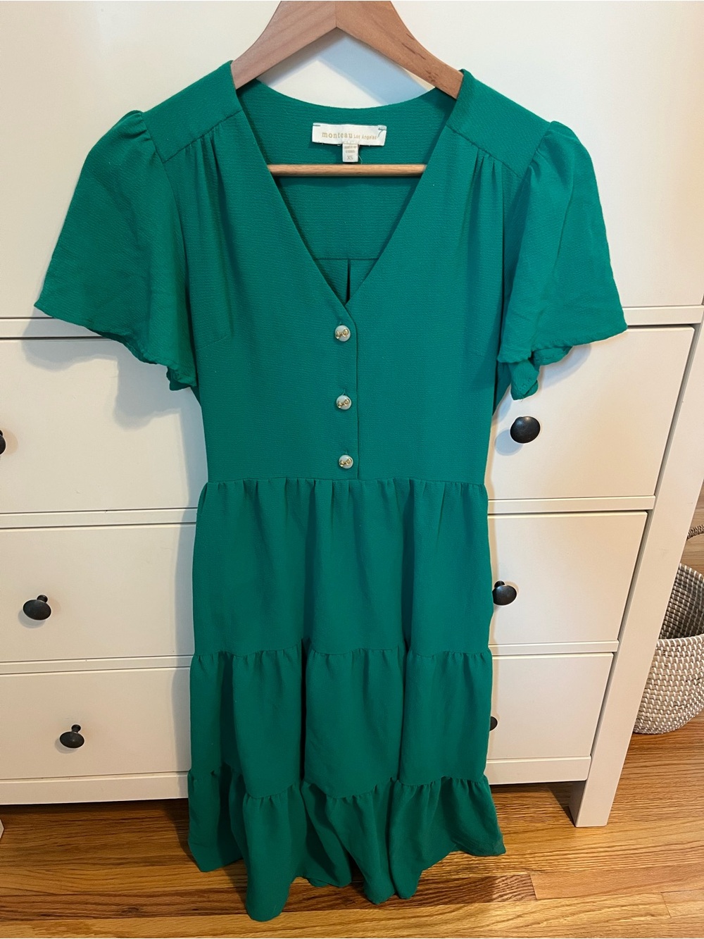 Monteau Green V-Neck Tiered Midi Dress